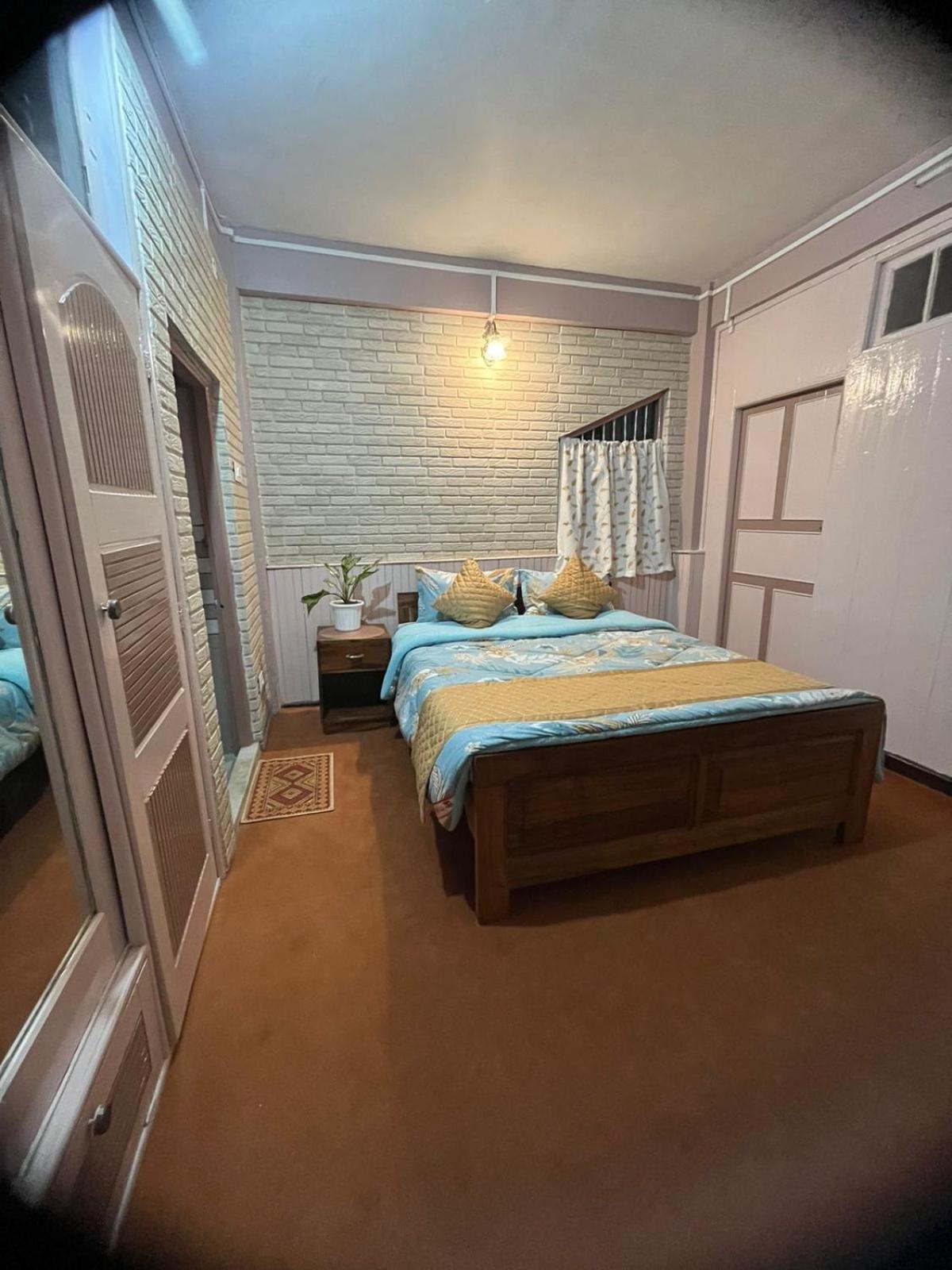 דרג'ילינג Alleria Homestay מראה חיצוני תמונה